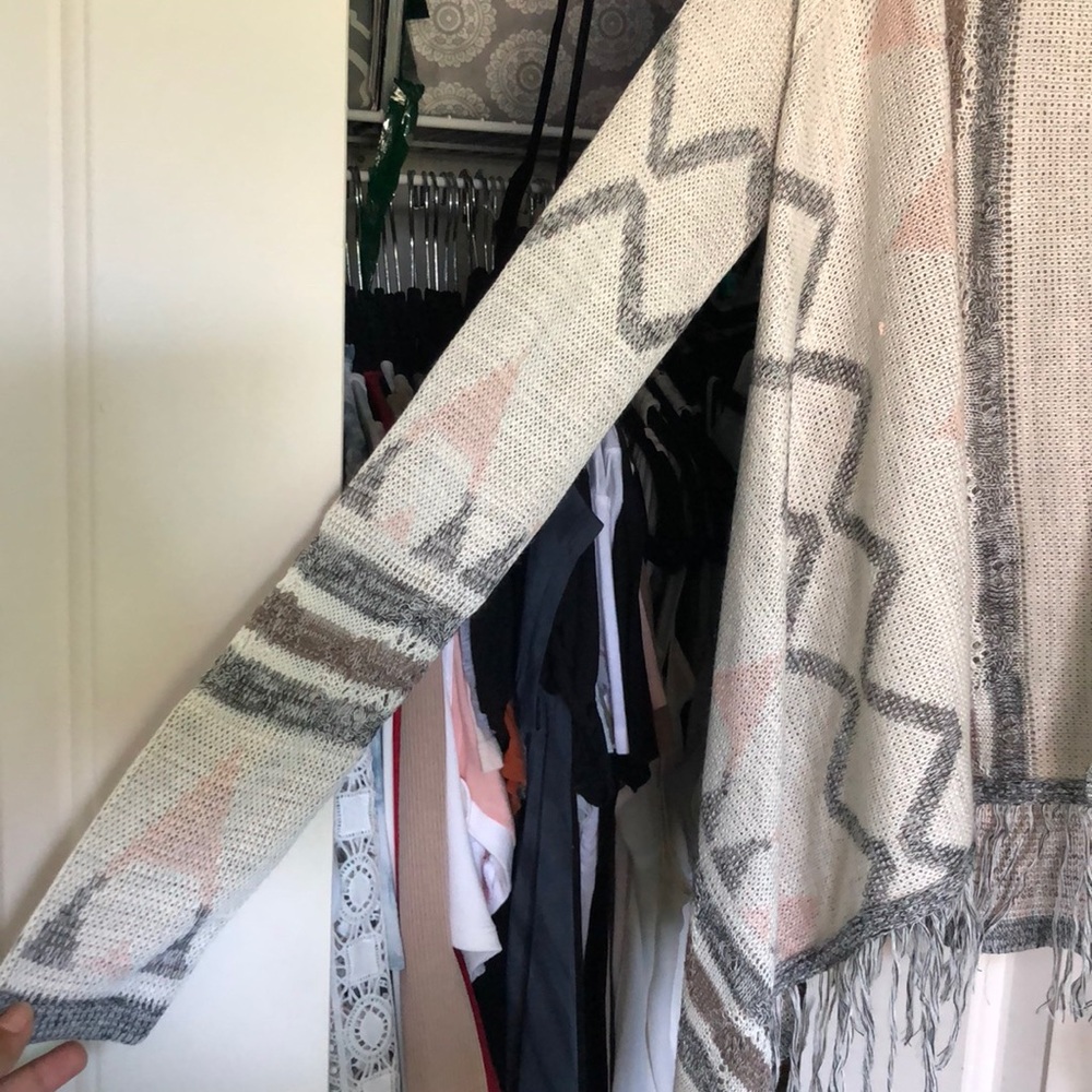 Patterned Cardigan - Picture 2 of 3